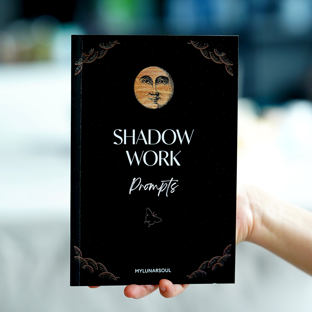 Tarot Cards Deck With Guidebook - 34 แนวทางการปฏิบัติงานด้านเงา (Shadow Work) สำหรับการเยียวยาจิตใจเด็กในตัว ลดความวิตกกังวล